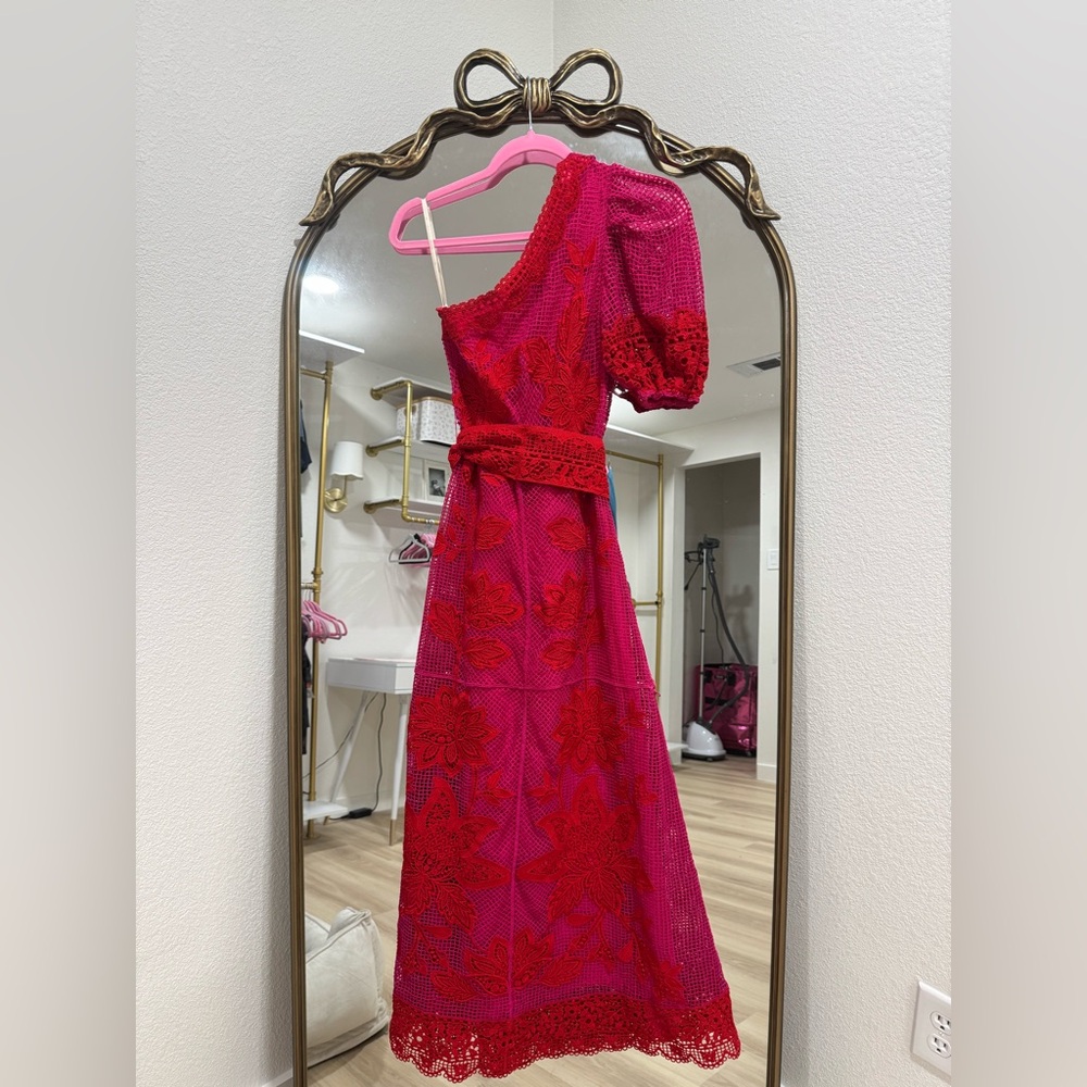 FARM Rio Women's Red Bicolor Guipure One-Shoulder Maxi Dress - Picture 9 of 11